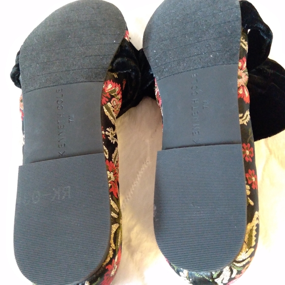 Kenneth Cole Flats - Picture 6 of 7